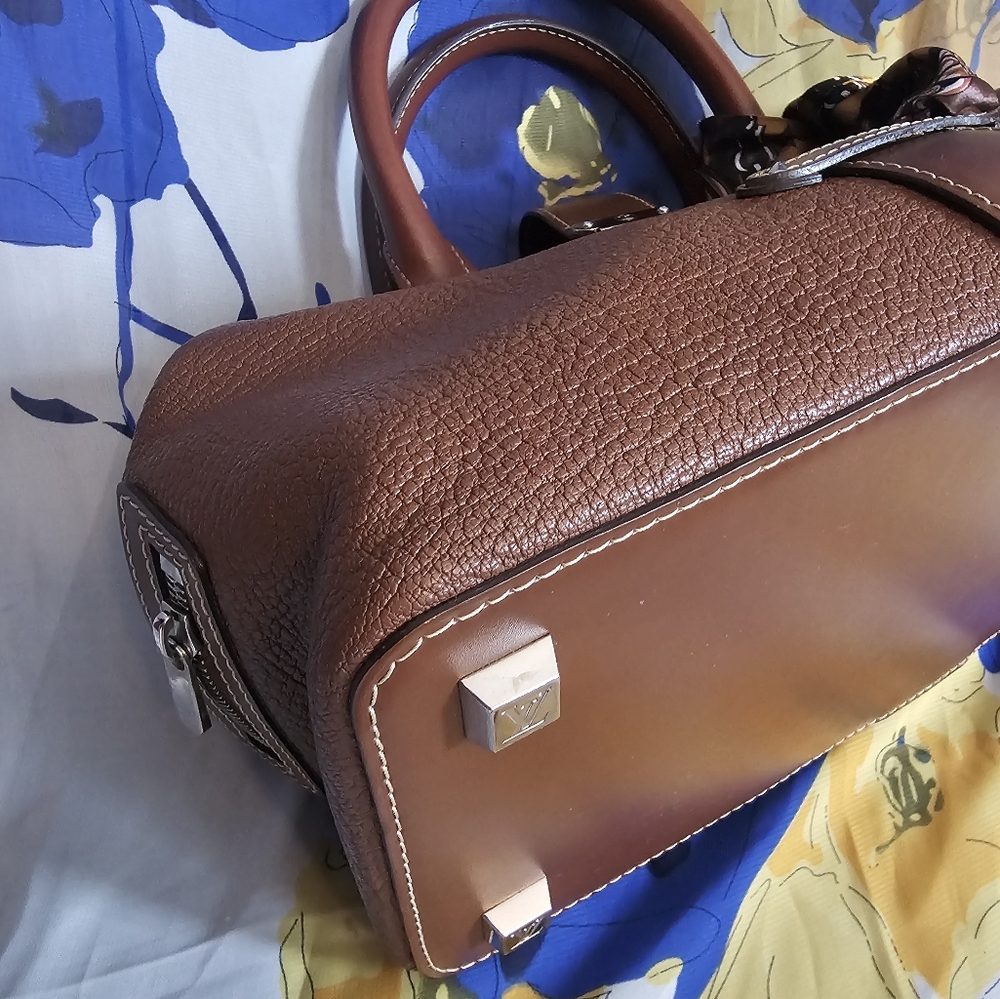 LOUIS VUITTON Suhali L'Ingenieux Vintage SALE Now Including Matching Wallet!!! - Picture 8 of 16
